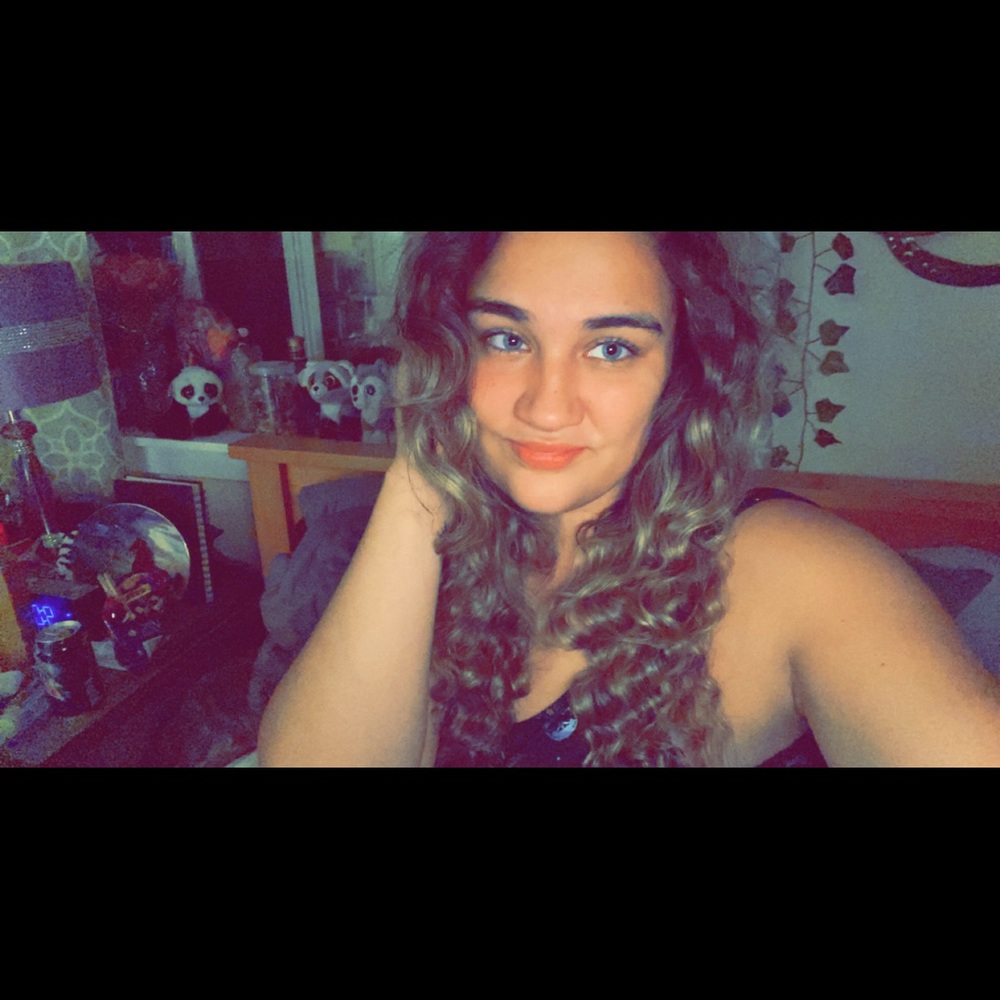 Meet your Posher, Ashlee